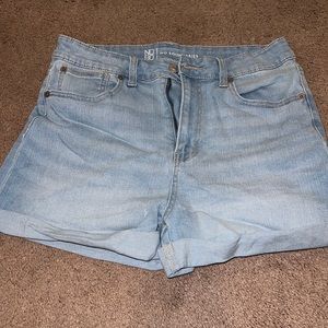 women's shorts. SALE!!!! ⭐️⭐️⭐️⭐️ $7